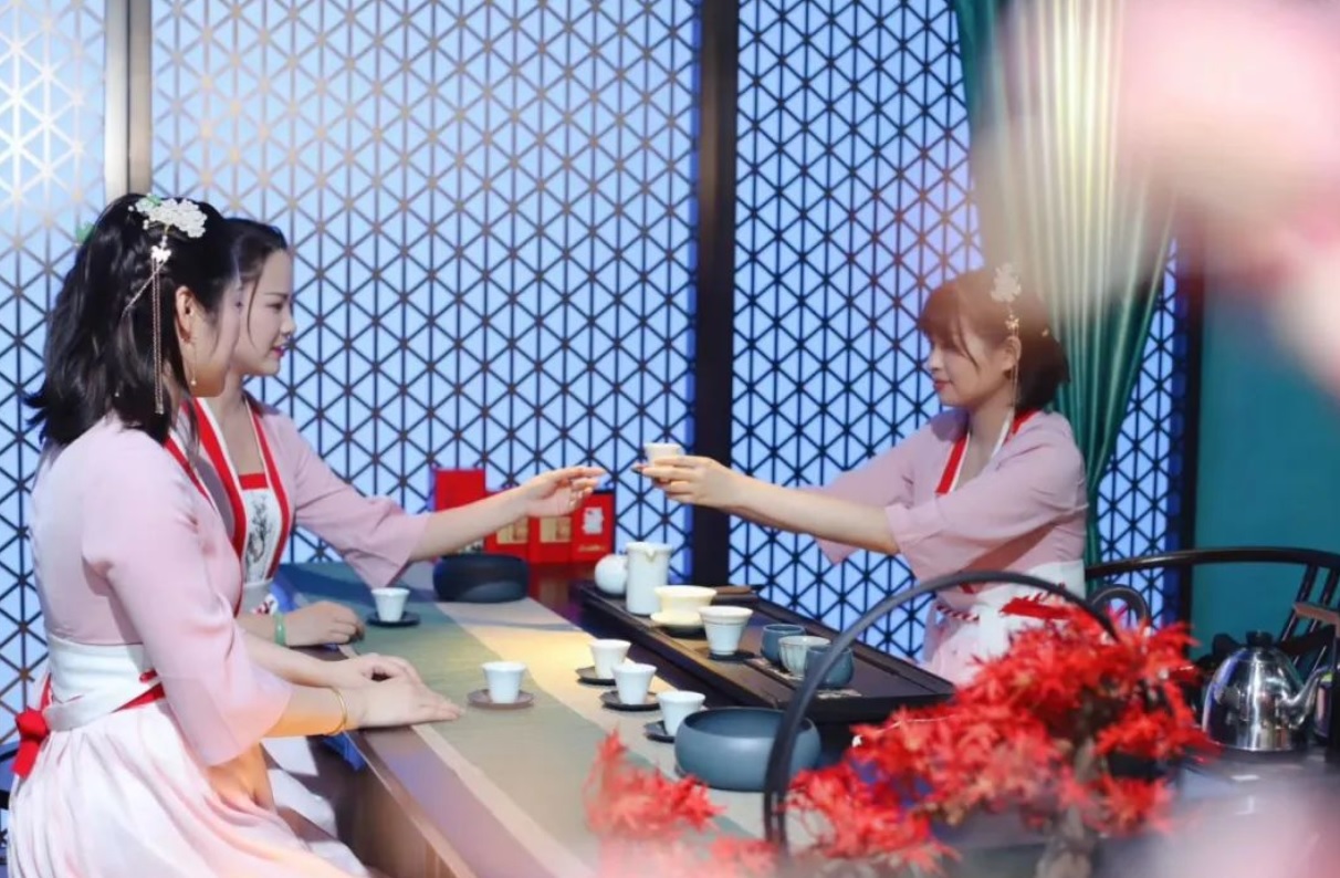 力度也刚刚好，热心温柔，喜欢！南昌专业桑拿会所、亲情的服务，让你流连忘返